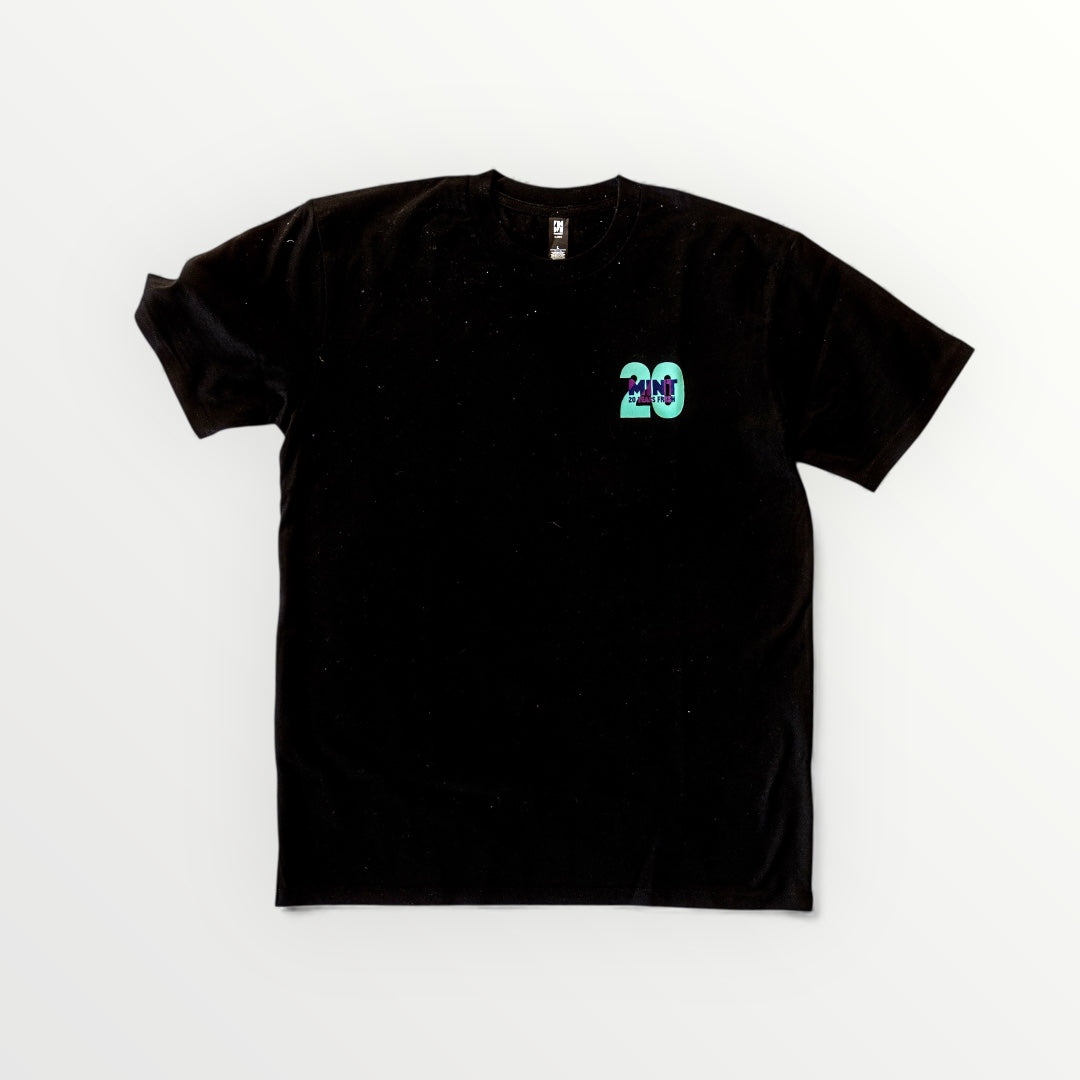 Adults RP Roberts Tee in black