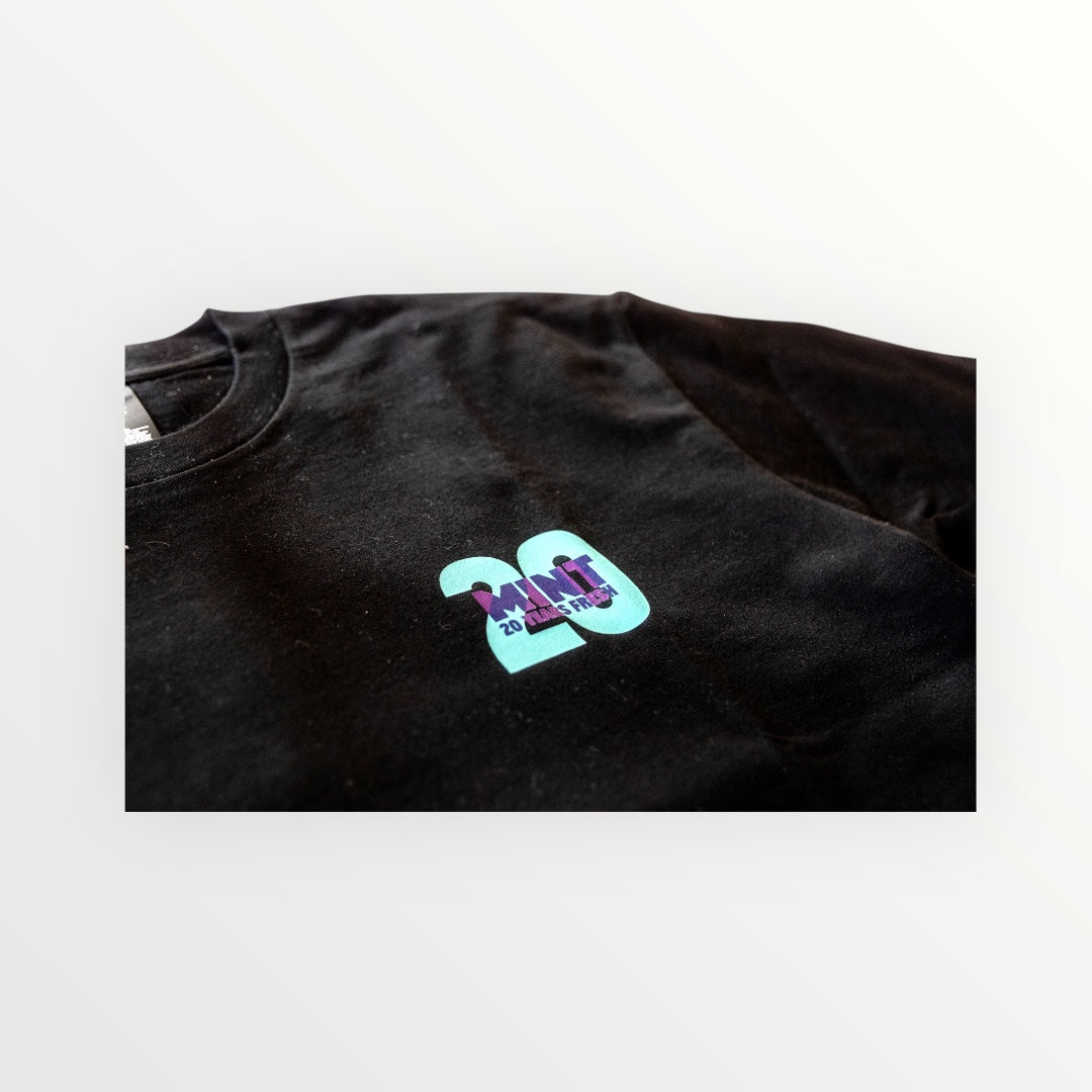 Adults RP Roberts Tee in black