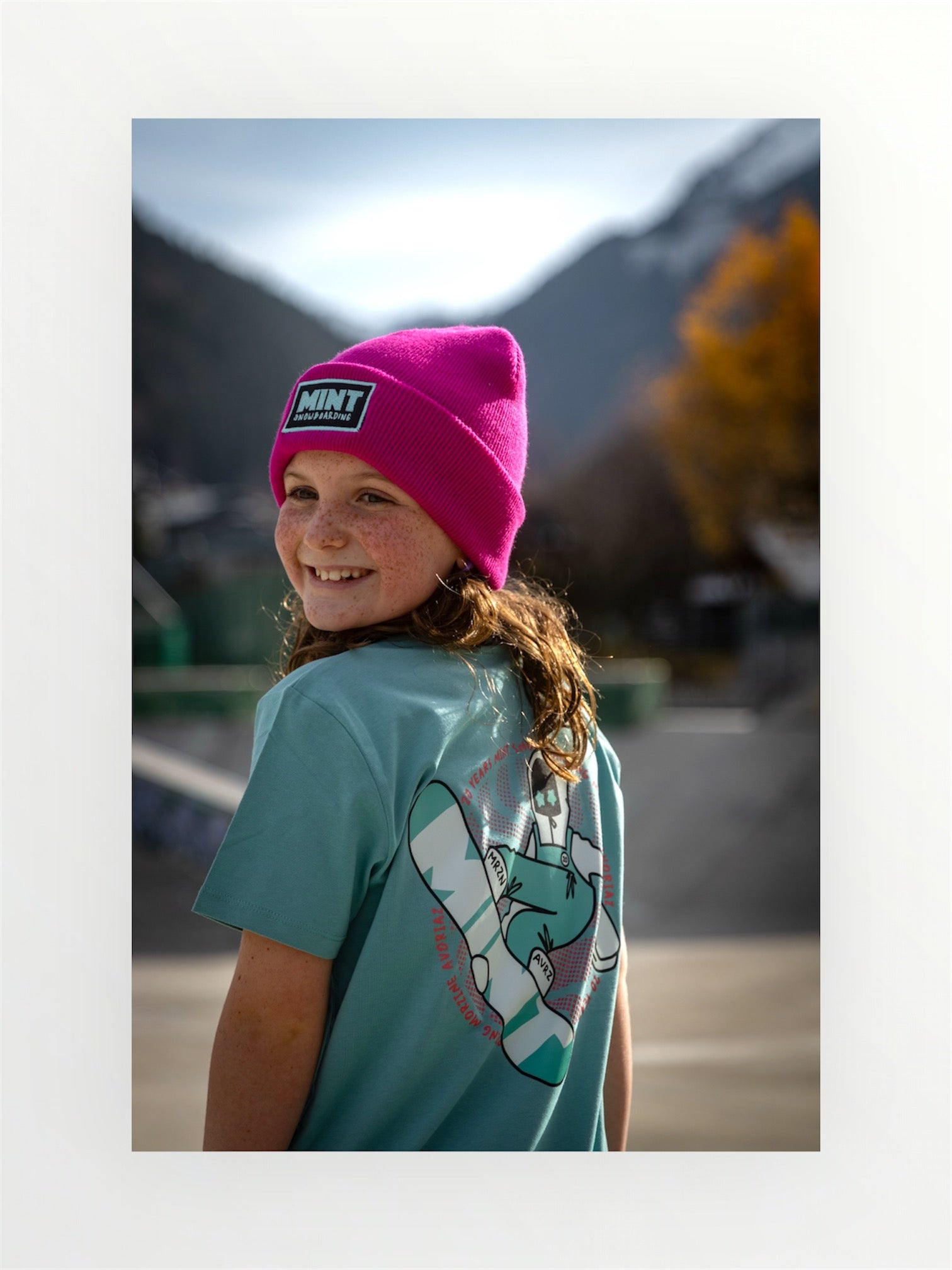 Kids Crotty Snowboarder Tee in teal